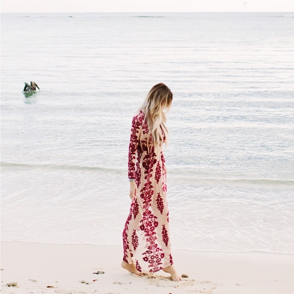 🚫SOLD🚫 For Love & Lemons ‘Temecula’  maxi dress in berry sz M - Picture 4 of 13